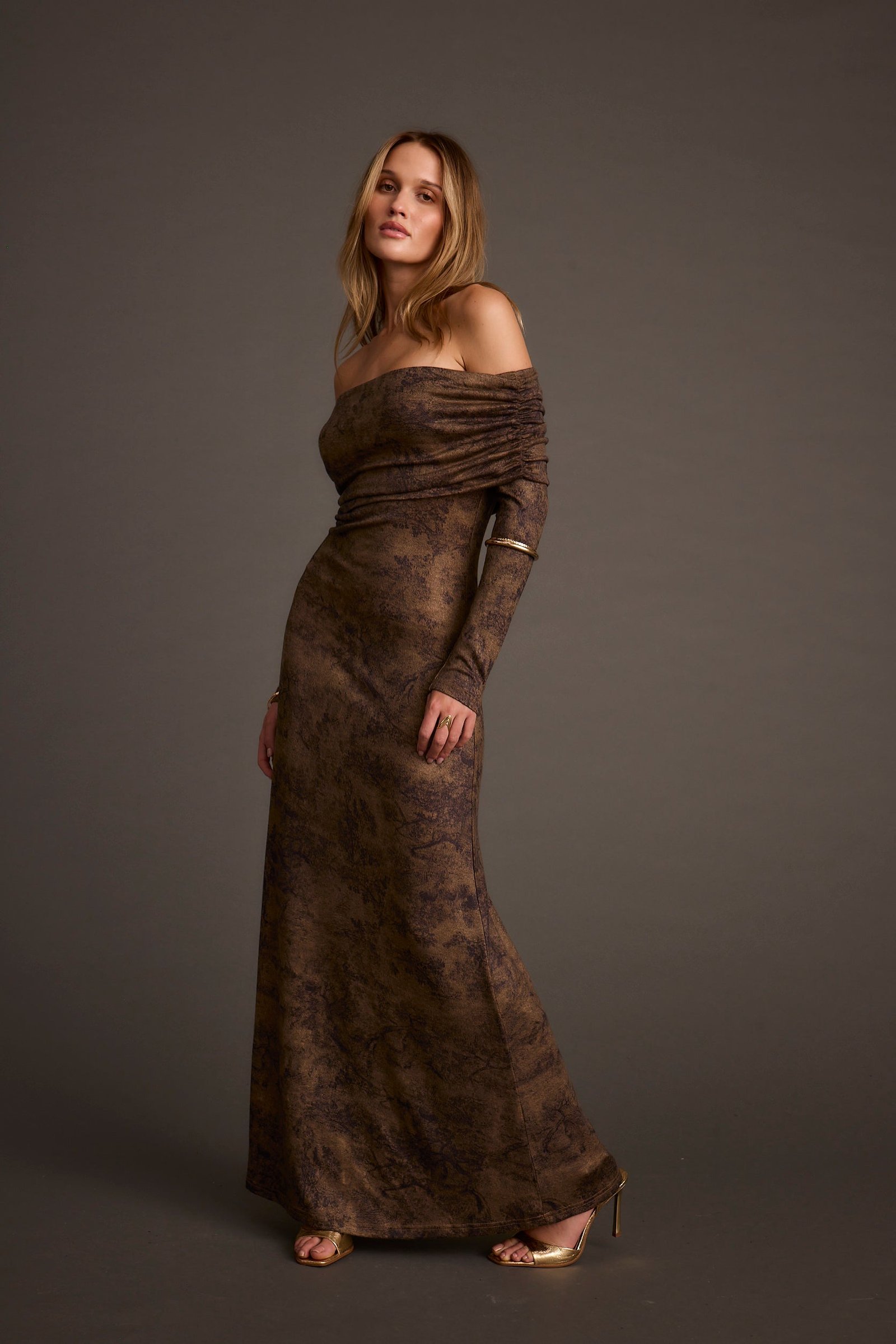 Hollis Mocha Blur Off the Shoulder Maxi Dress - Image 8